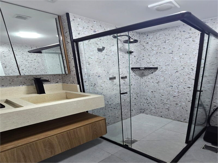 Foto REO1123397