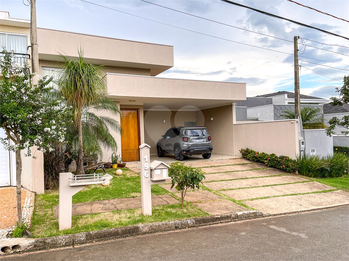 Foto REO1123398