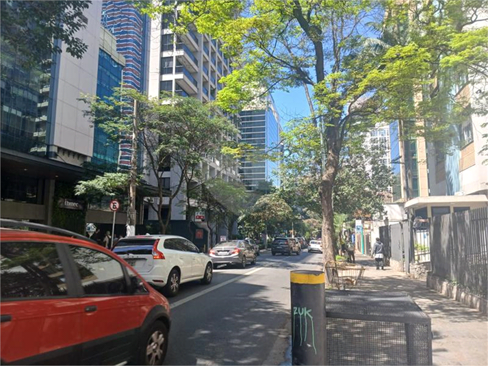 Foto REO1123424