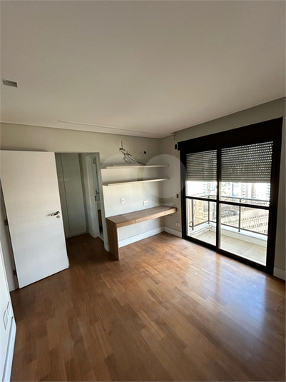 Foto REO1123458