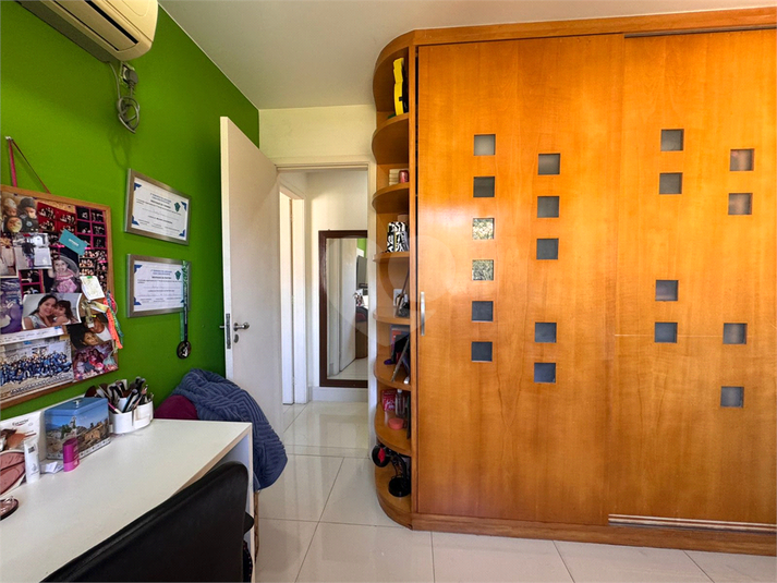 Foto REO1123473