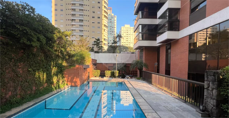Foto REO1123486