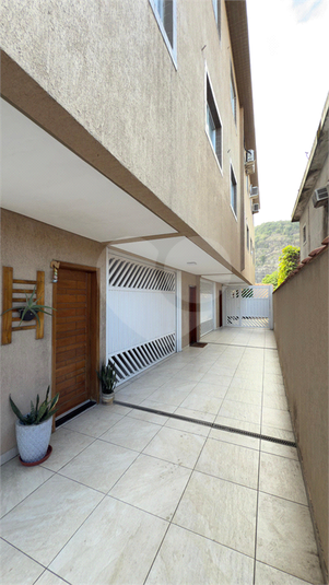 Foto REO1123495