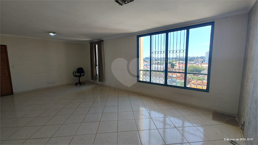 Foto REO1123504