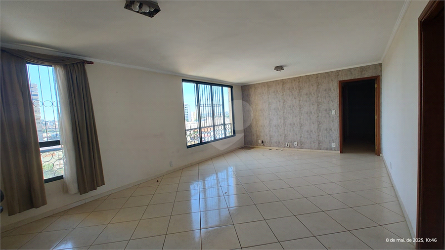 Foto REO1123504
