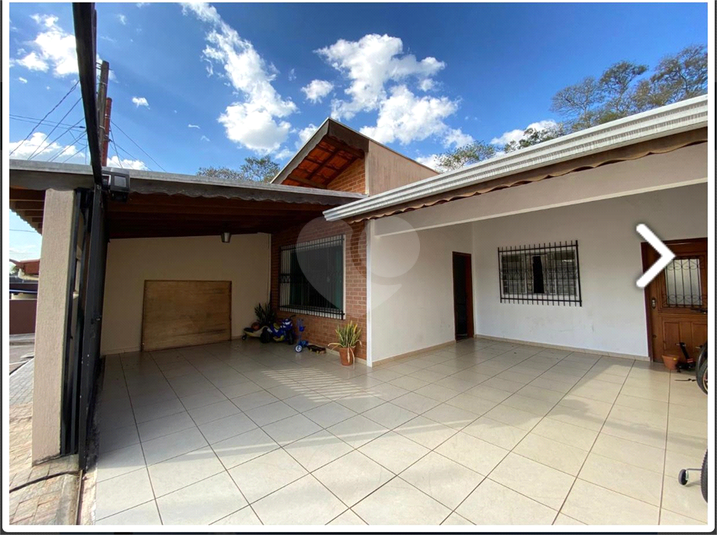 Foto REO1123528