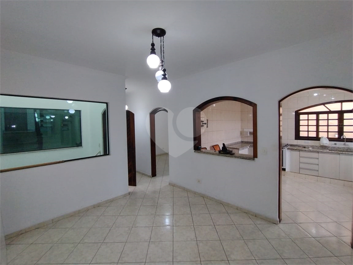 Foto REO1123576