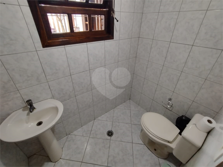 Foto REO1123576