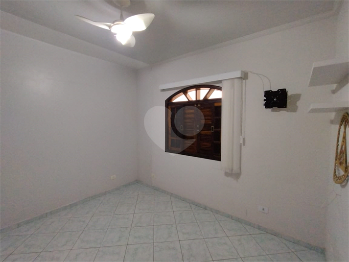 Foto REO1123576
