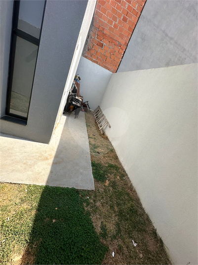 Foto REO1123591
