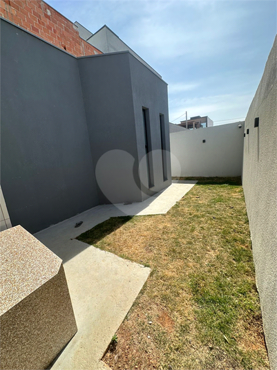 Foto REO1123591