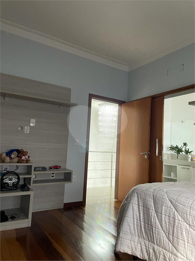 Foto REO1123601