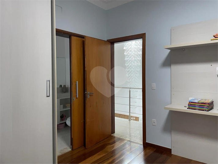 Foto REO1123601