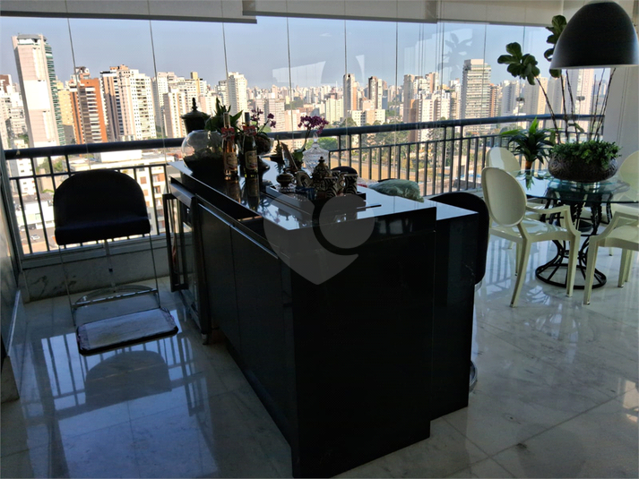 Foto REO1123618