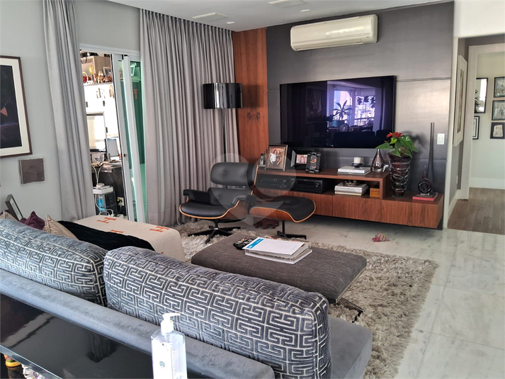 Foto REO1123618