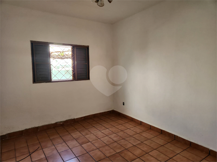 Foto REO1123635