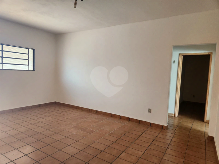Foto REO1123635