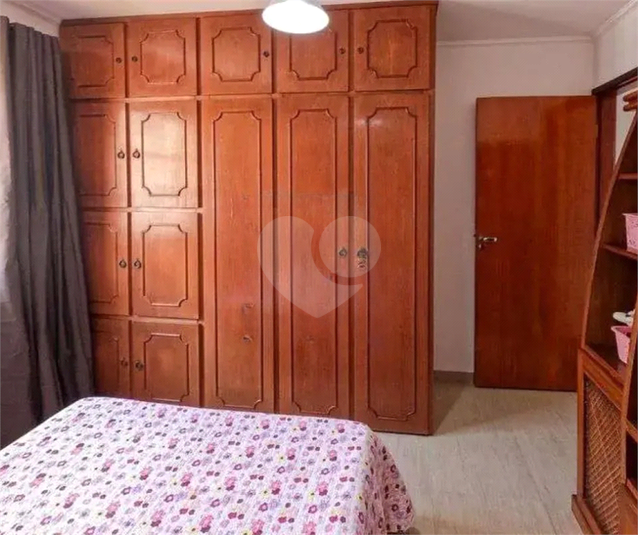 Foto REO1123657