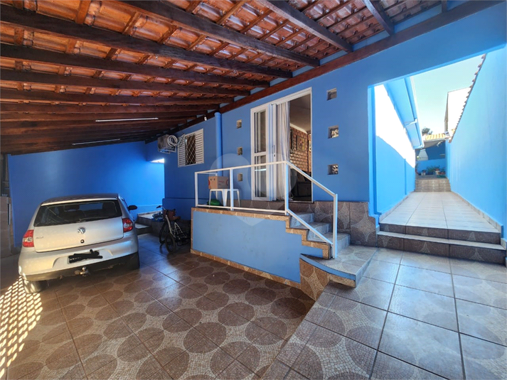 Foto REO1123660