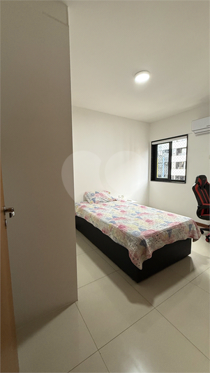 Foto REO1123661