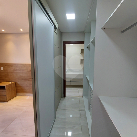 Foto REO1123676