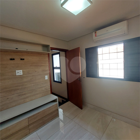 Foto REO1123676