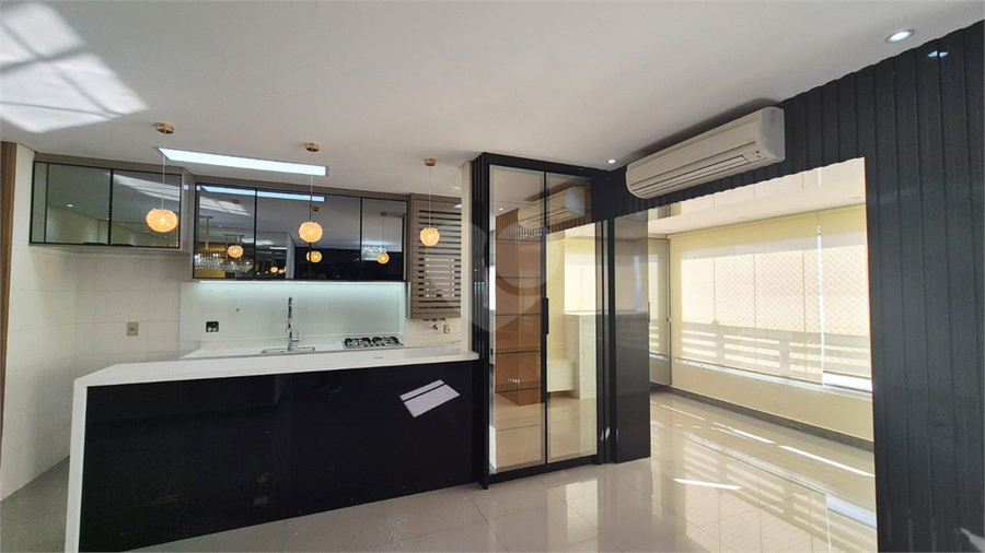 Foto REO1123681