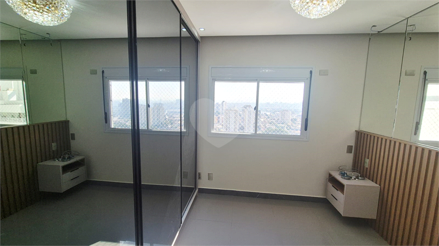 Foto REO1123681