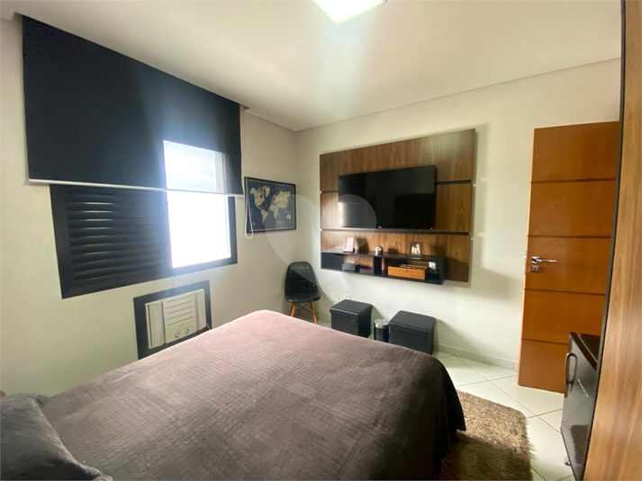 Foto REO1123720