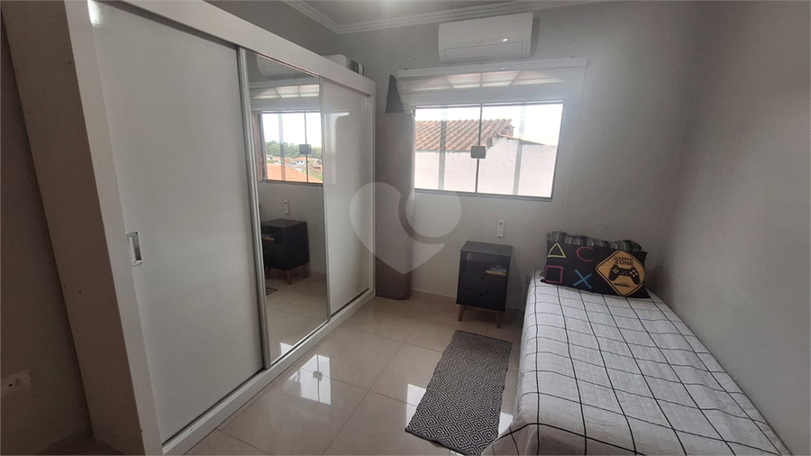 Foto REO1123745
