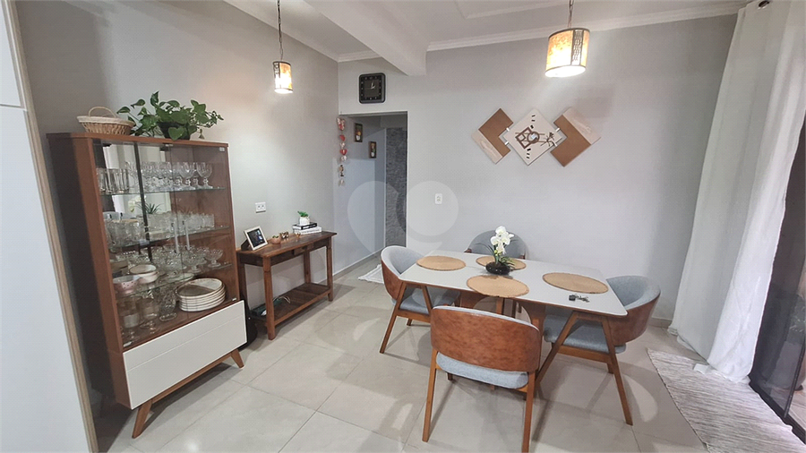 Foto REO1123745