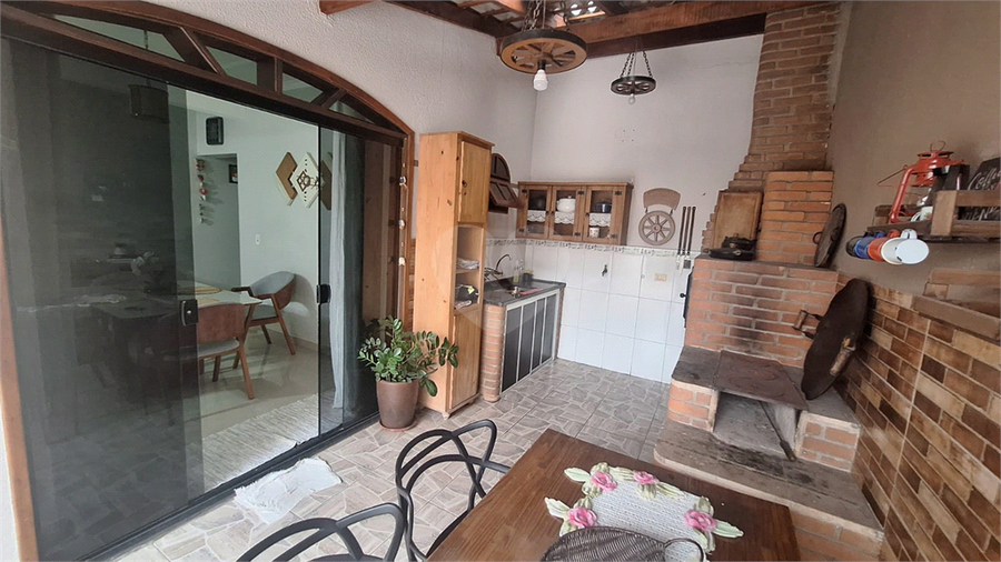 Foto REO1123745