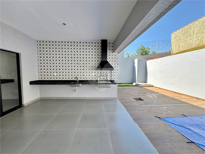 Foto REO1123747