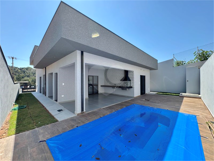 Foto REO1123747