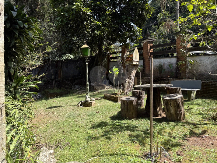 Foto REO1123752