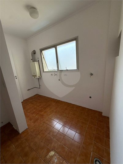 Foto REO1123756