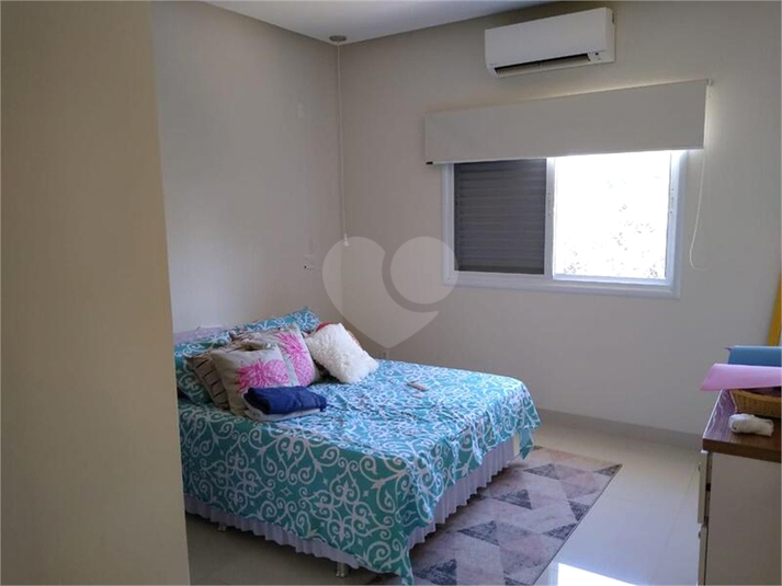 Foto REO1123760