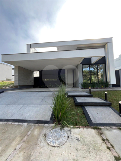 Foto REO1123766