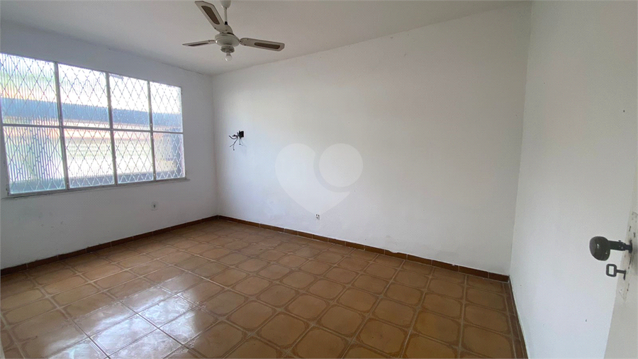 Quarto da frente