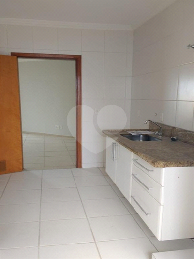 Foto REO1123775