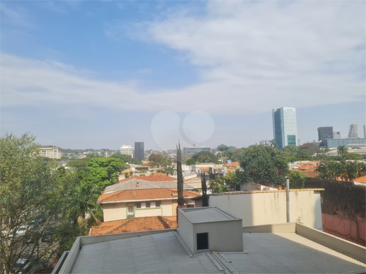 Foto REO1123800