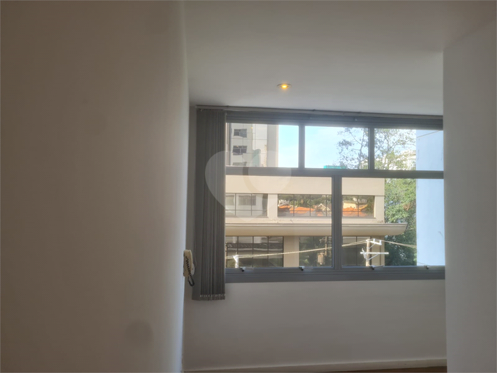 Foto REO1123800
