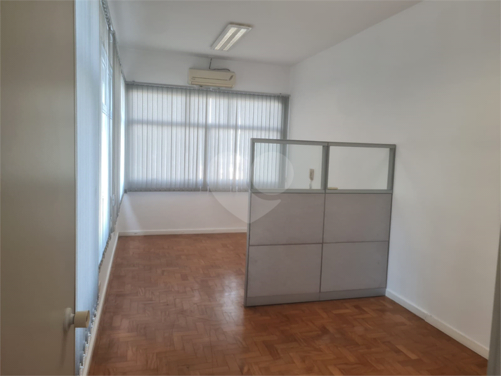 Foto REO1123800