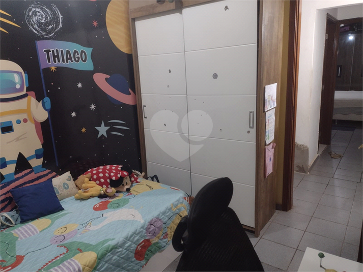 Foto REO1123802