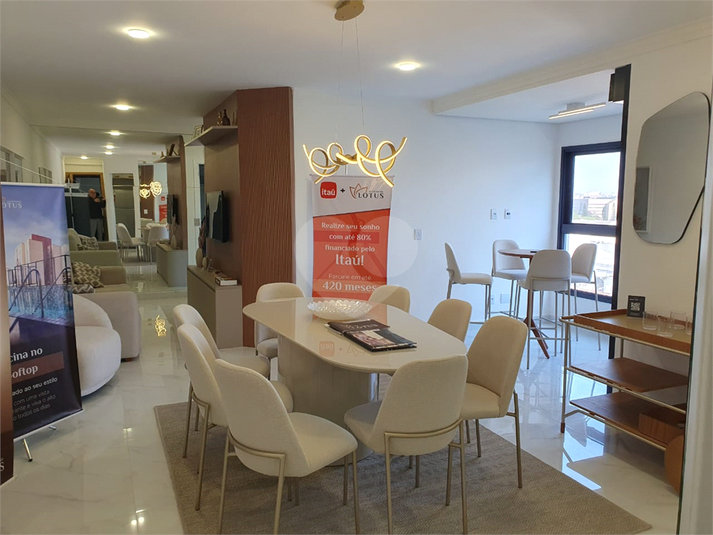 Foto REO1123835