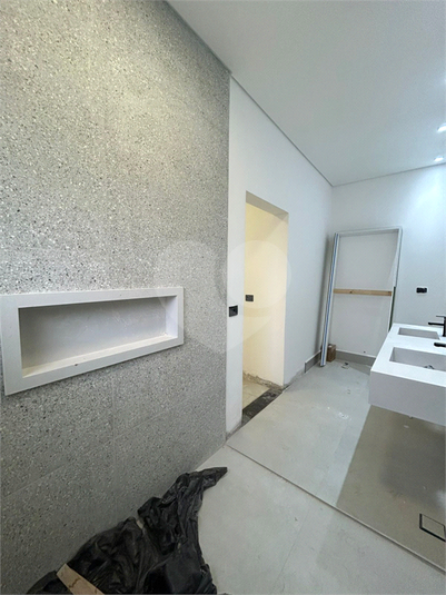Foto REO1123844