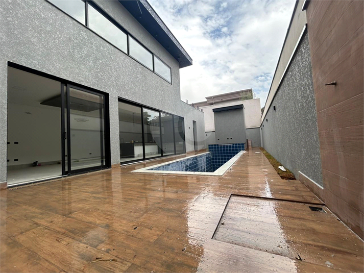 Foto REO1123844