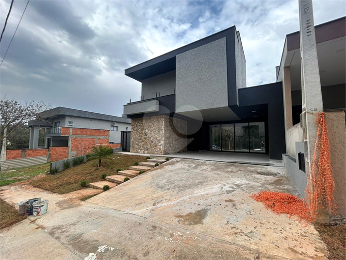 Foto REO1123844