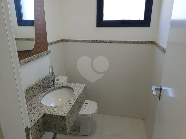 Foto REO1123845