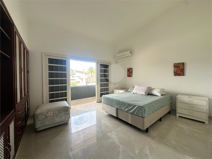 Foto REO1123856